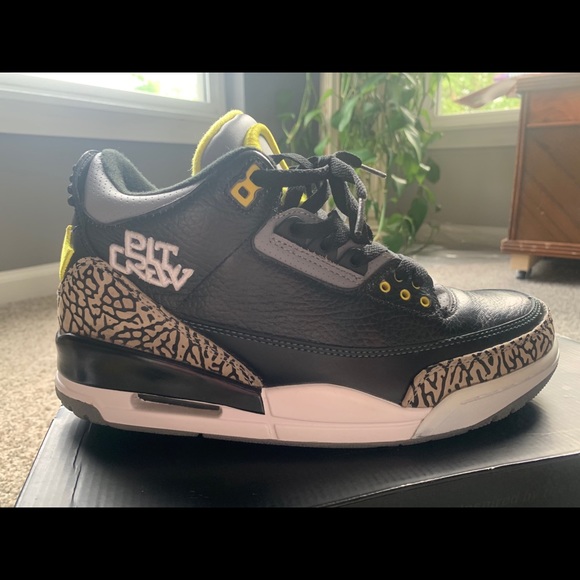 Jordan Other - Jordan retro 3 Oregon size 9